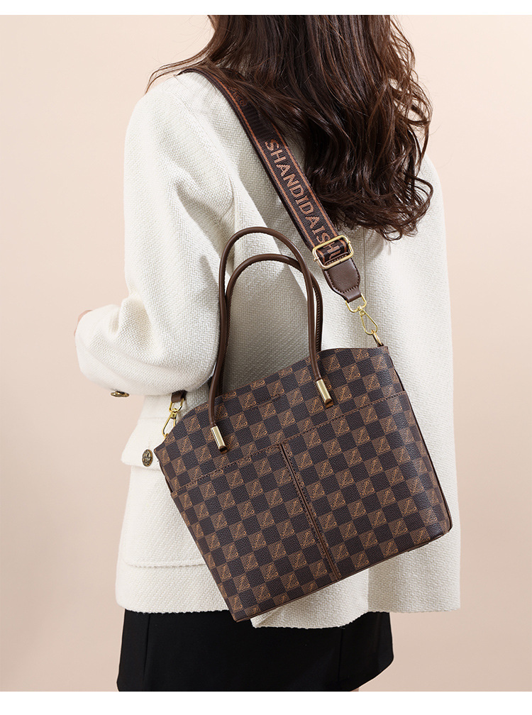 Single-shoulder bags, foreign trade women's bags, this year's popular small bags, women's bucket bags, fashionable and niche hand-held versatile crossbody bags undefined