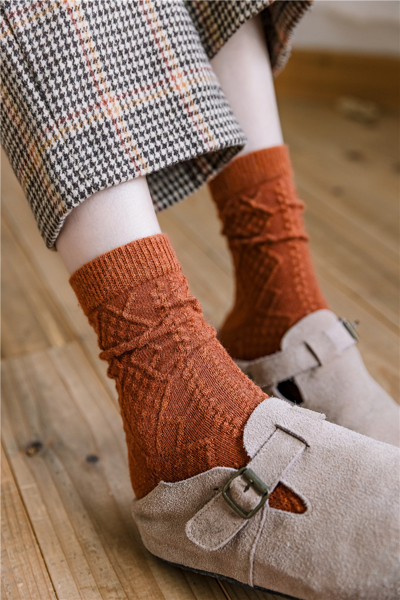 80g Weight Socks Classification Socks Lingerie Type Blending Fabric Type A Pair Quantity Daily Occasion Solid Color Pattern All Seasons Season Women's Gender Simple Style Style Women's Simple Style Solid Color Blending Crew Socks A Pair 17