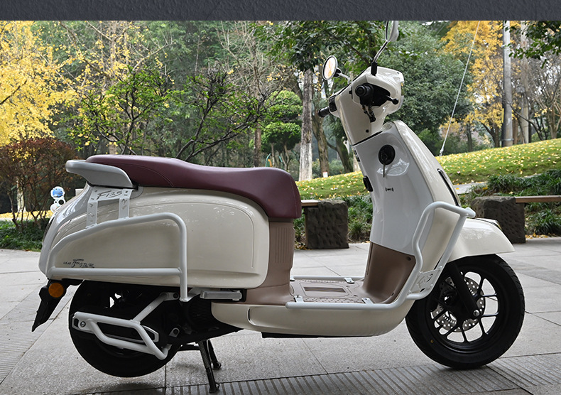 Suitable for Wuyang Honda NWF125 motorcycle crash bars, front and rear exhaust pipe bumpers, anti-fall and anti-collision, white modification