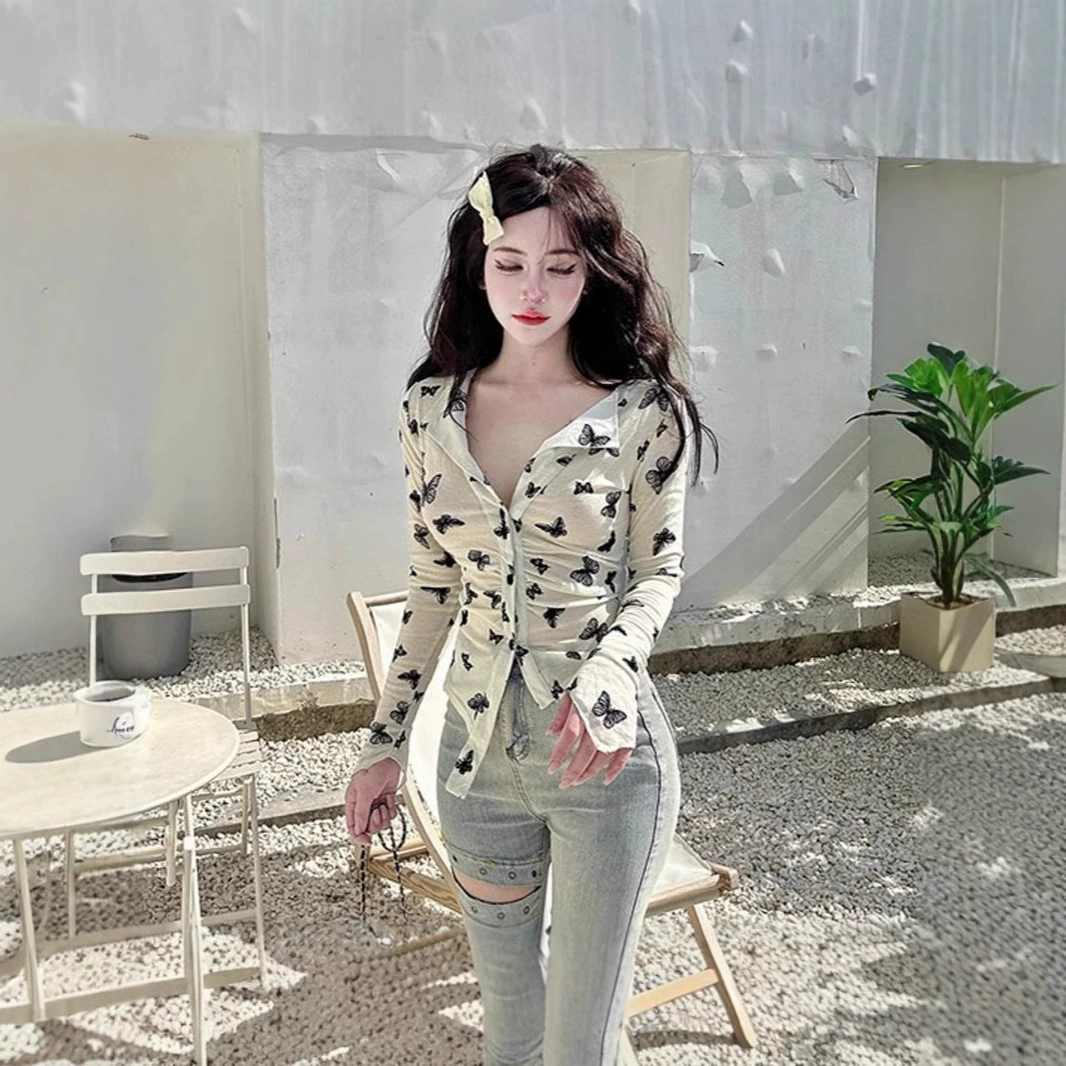 Корейская версия нежной ветровой складки нерегулярные рубашки с длинными рукавами для женской одежды с диким темпераментом