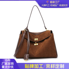 トートバッグ秋冬高级感フロスト女性カバン2024新品ロデオバッグ大容量おしゃれ通勤カバン
