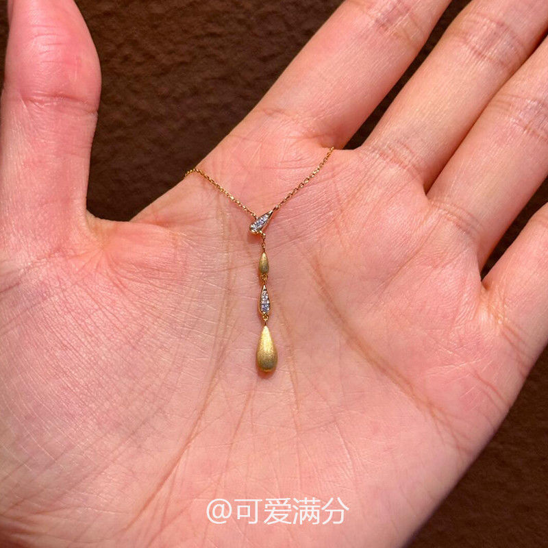 「Tears of the Moon Goddess」Vintage Gold Brushed Water Drop Necklace with a Retro Design, Elegant and Luxurious New Clavicle Chain