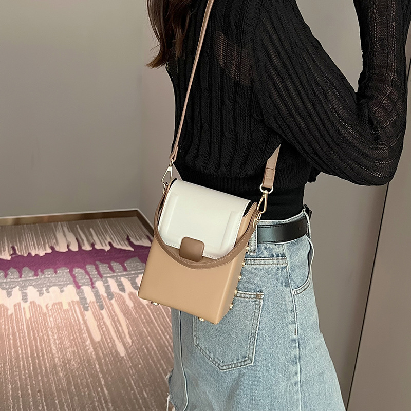 Borsa a tracolla estiva Nicchia 2024 nuova ed elegante borsa a tracolla quadrata con personalità alla moda per telefono da ragazza_voghion.com