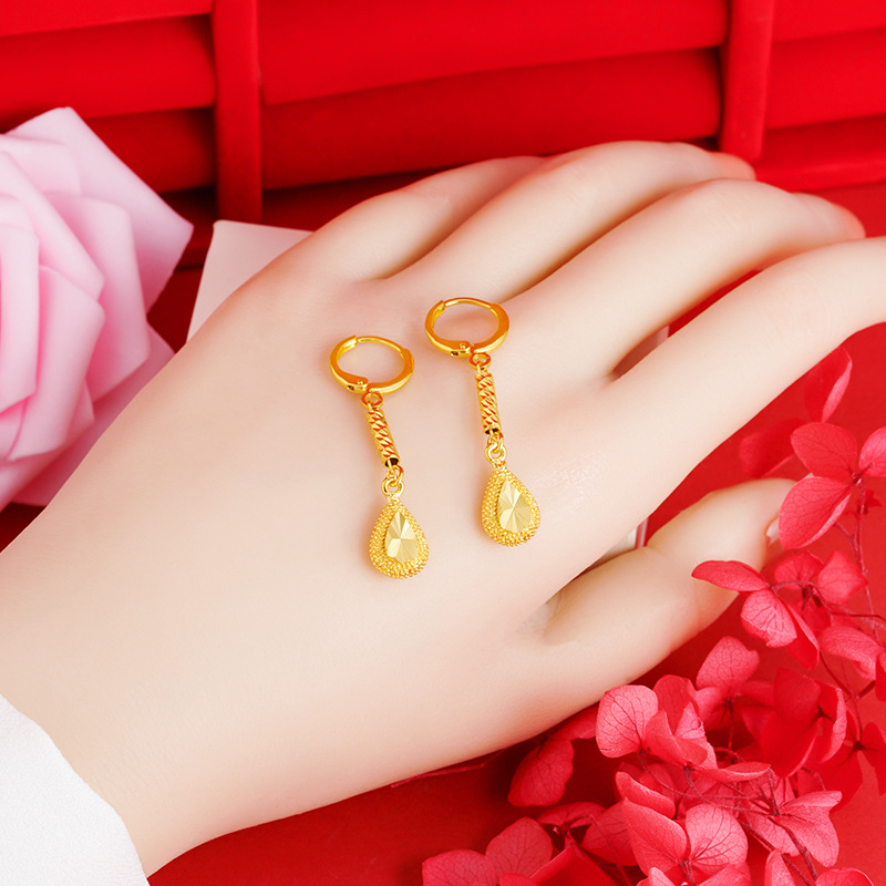 Pendientes de gota de Agua de Oro de imitación de aleación de cobre de las mujeres elegantes artesanía antigua Arena de Vietnam pendientes de oro al por mayor joyería de estilo chino