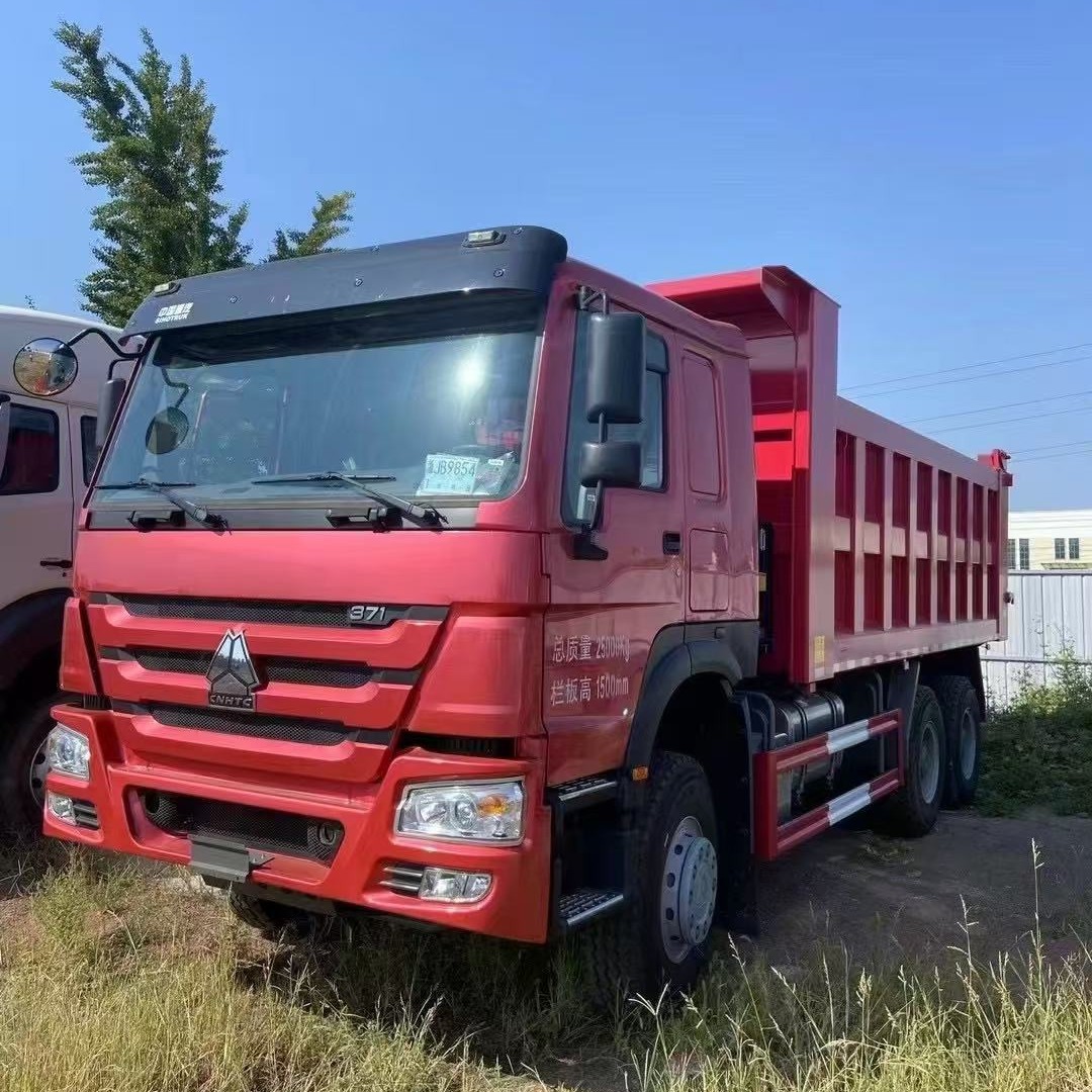 出口中国重汽豪沃 ZZ3257N3847B国二371马力矿山自卸车