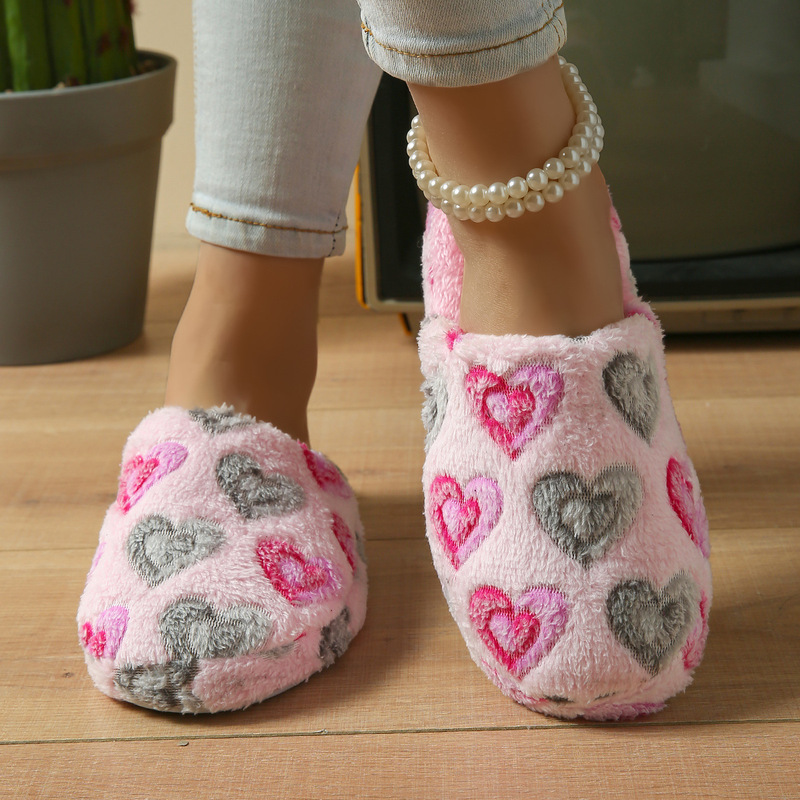 Cross-Border Popular Women's Indoor Slippers with Heart Pattern, Soft and Thickened, Unisex Couple Cotton Slippers, Home Slippers Wholesale Cross-Border Popular Women's Indoor Slippers with Heart Pattern, Soft and Thickened, Unisex Couple Cotton Slippers, Home Slippers Wholesale