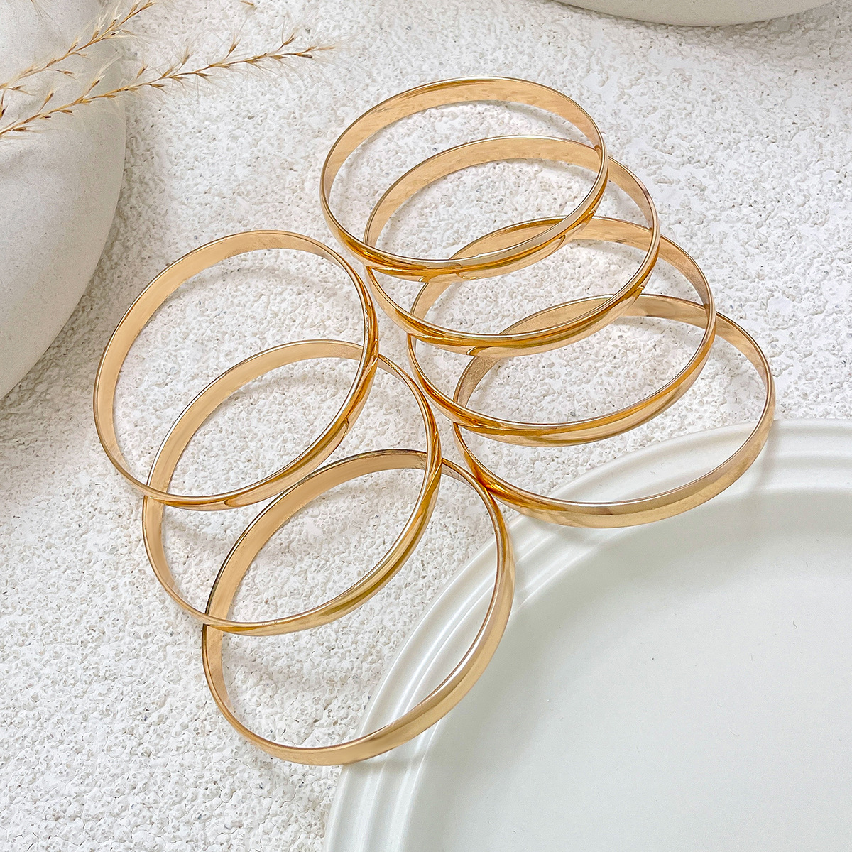 117g Weight Without pendants Pendant Material Bangle Classification Iron Chain Material 1 Set Quantity Holiday, Daily Occasion Iron Material Geometric Pattern Women's Gender Plating Design Retro, Simple Style Style Retro Simple Style Geometric Iron Wholesale Bangle 15