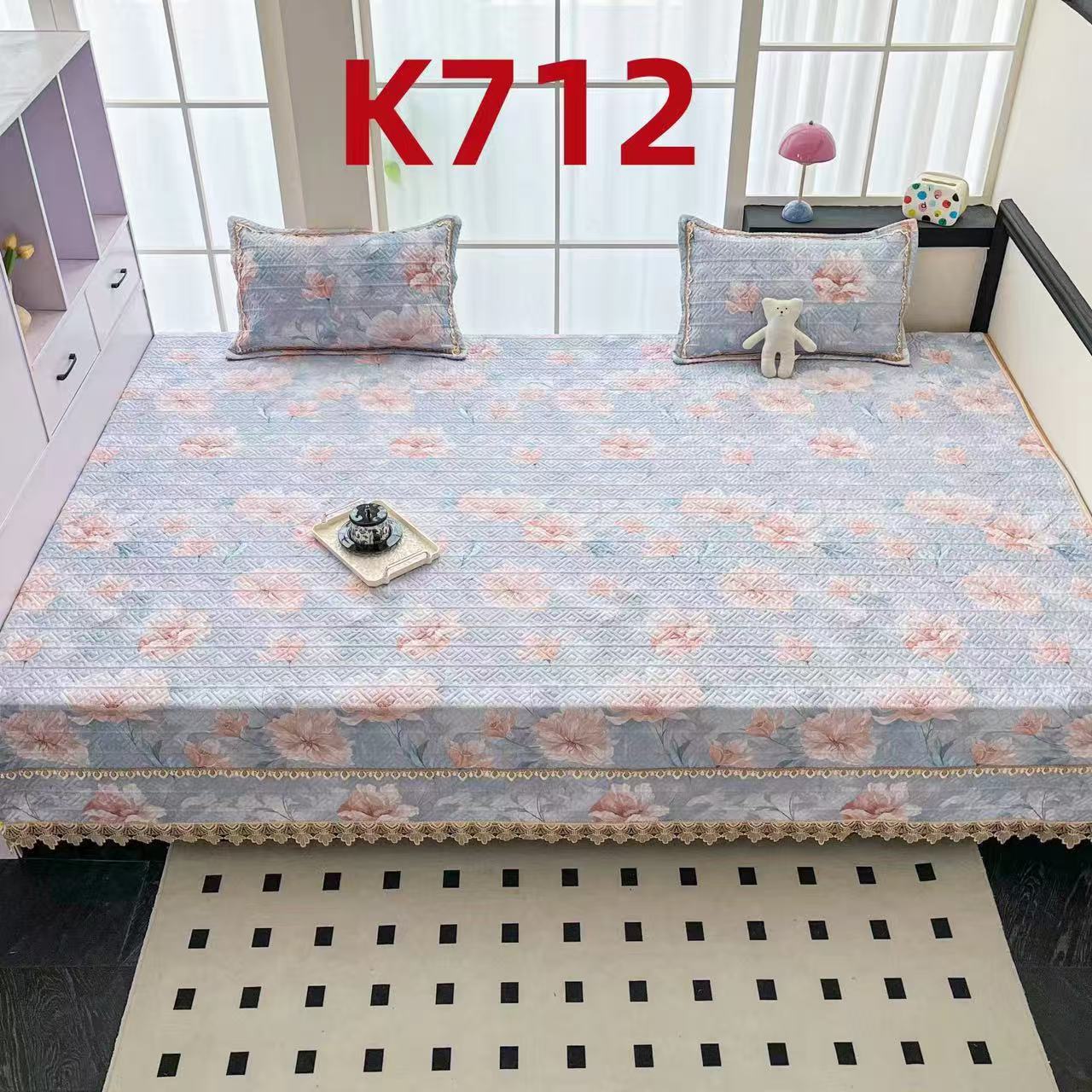 k712