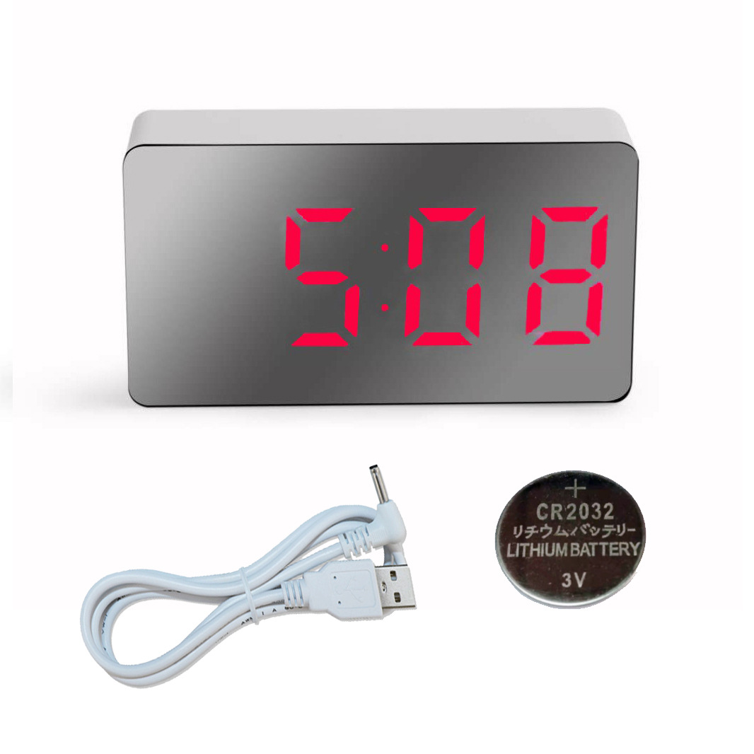 흰색 케이스, 빨간색 표시등, 검은색 거울면 디자인에 메모리 배터리 장착