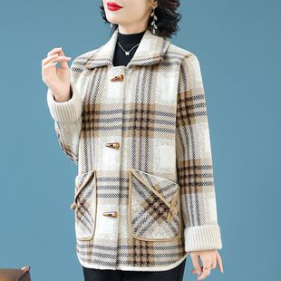2025 Elegant Mom Autumn Fashion Lapel Stylish Coat Knitted Women's Autumn Wear Middle-aged and Elderly Cardigan Age-reducing Top