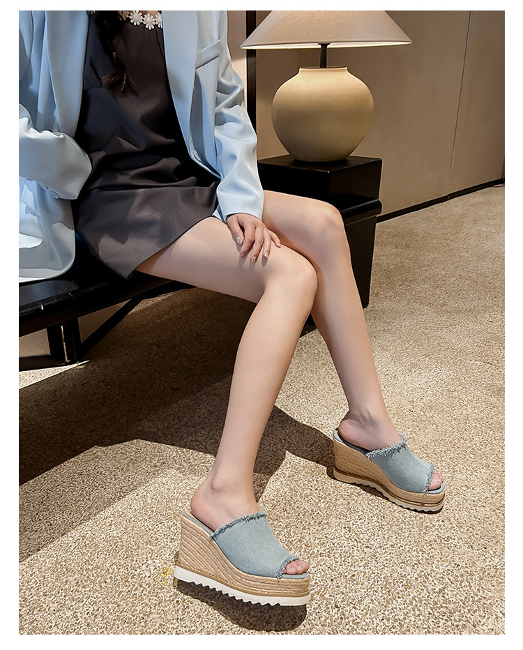 Sandal cao gót nữ hở mũi chất liệu denim, đế xuồng bện cói, gót cao 9 cm — Cao bồi xanh chi tiết 10