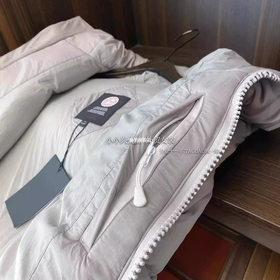 Down jacket, vest, warm capsule with down, (Physicals), white clothing