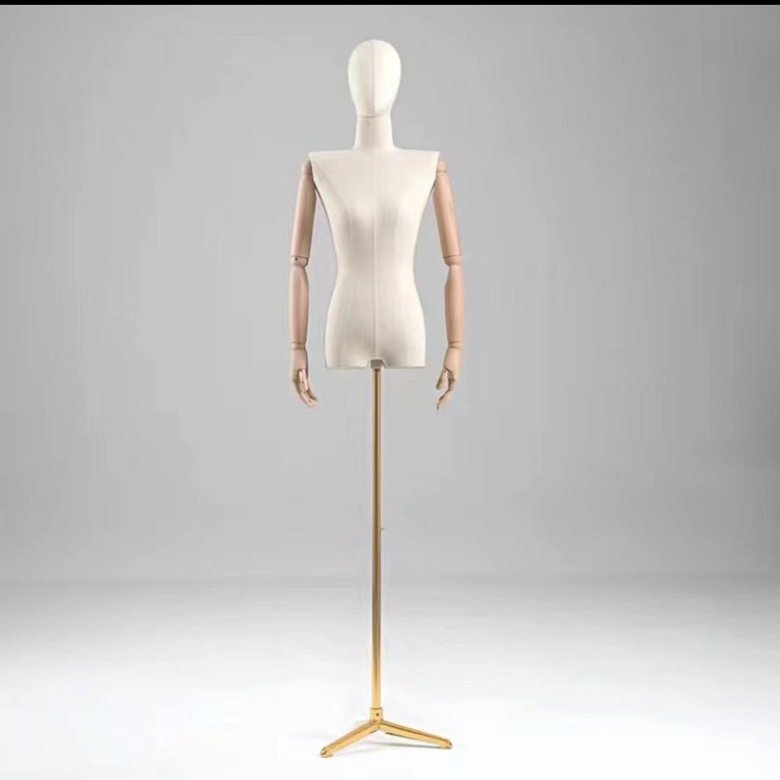 Modelo de busto femenino accesorios hombros planos estante de ropa de estilo coreano estante de ventana maniquí estante de exhibición de cuerpo humano