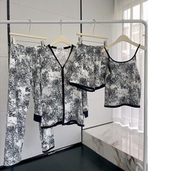 中国風水墨画パジャマ4点セット薄手レディースアイスシルクファッションプリントホームウェアセットサスペンダーカーディガン
