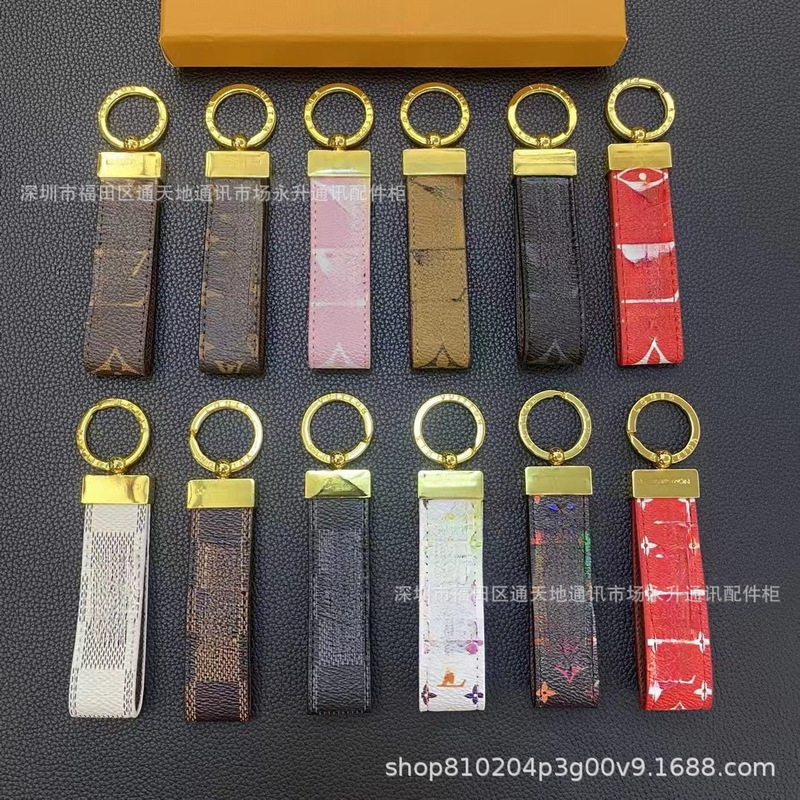 European and American Big-Name Classic Presbyopic Pendant Car Keychain Keychain Luxury Keychain Pendant Export Model
