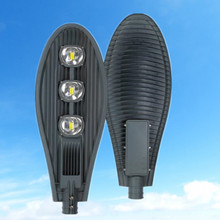 LED宝剑路灯150W三头宝剑路灯乡村道路改造太阳能路灯外壳套件