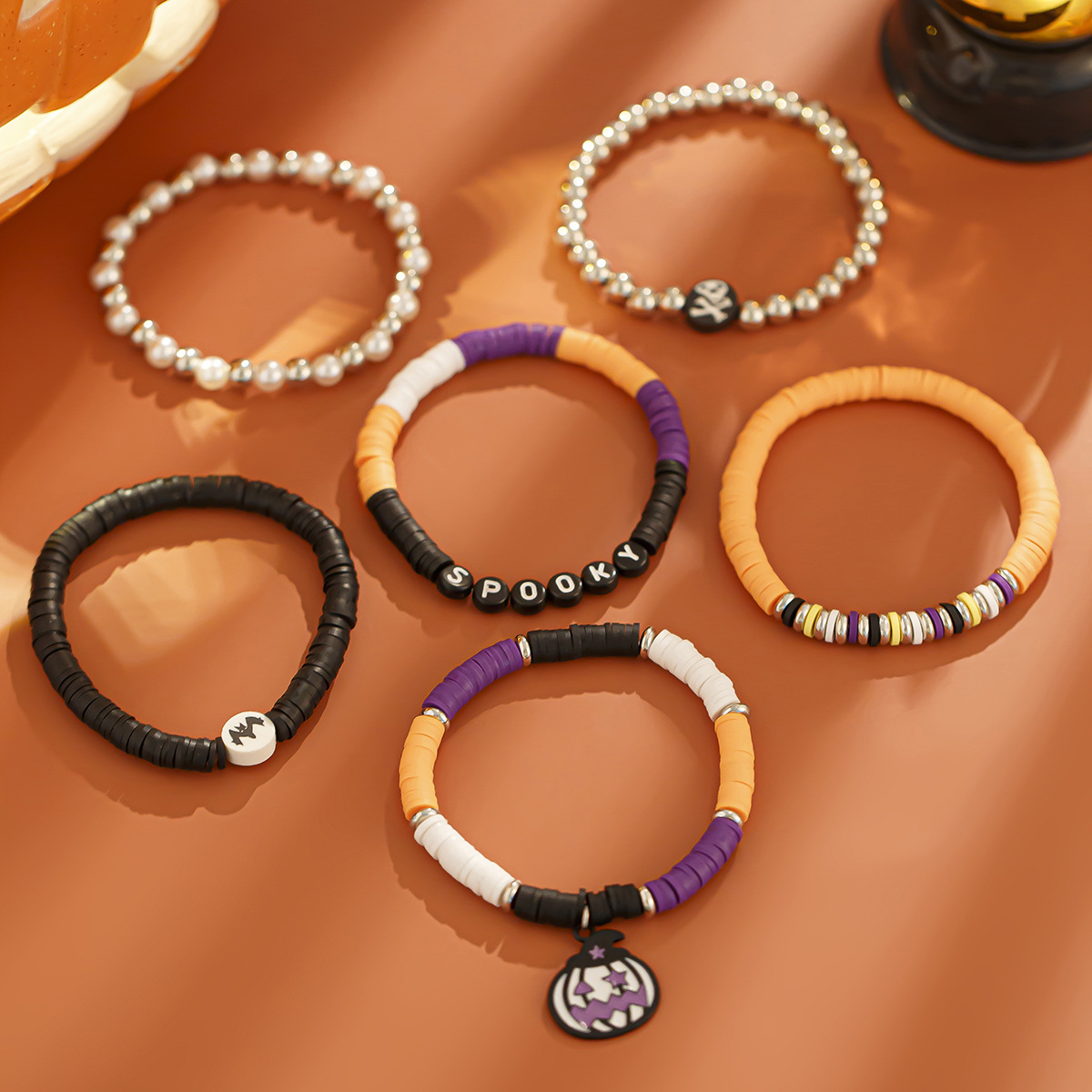 Halloween-asusteiden persoonallisuus yksinkertainen lepakkokristalli rannekorusetti Halloween-juhla metalliseoskirjaimirannekoru_voghion.com