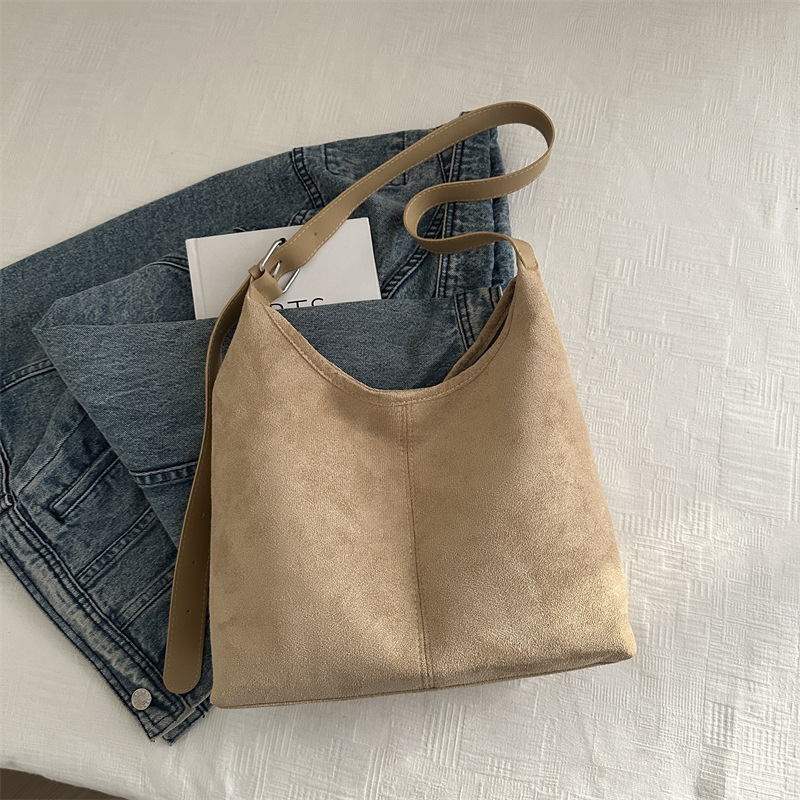 Pazy viento de gran capacidad 2024 nuevo simple hombro brazo bolso de mano retro viaje bolsa de mano