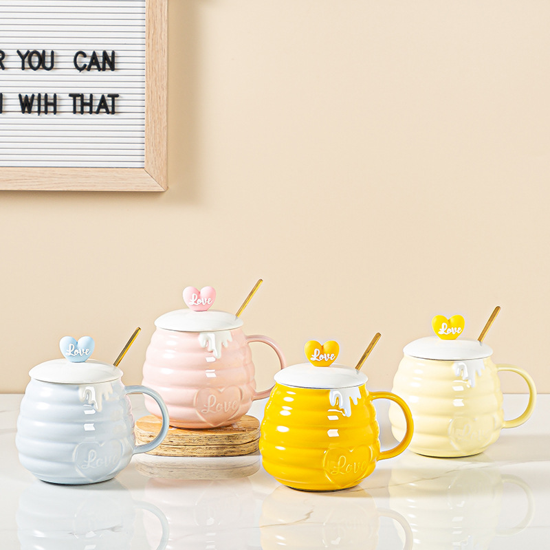Cute Little Bee Ceramic Mug with Lid and Spoon Cartoon Coffee Cup Students Children's Breakfast Milk Drinking Cup