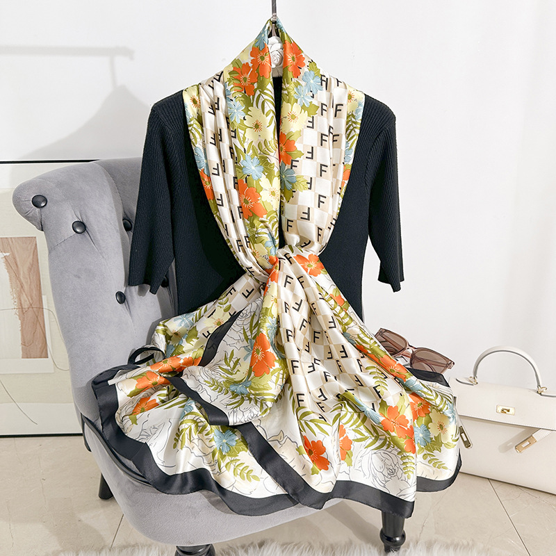 Nueva bufanda de seda con estampado naranja para mujer, moda coreana, seda de imitación, chal de protección solar de primavera y verano, bufanda de gasa exterior, toalla de playa