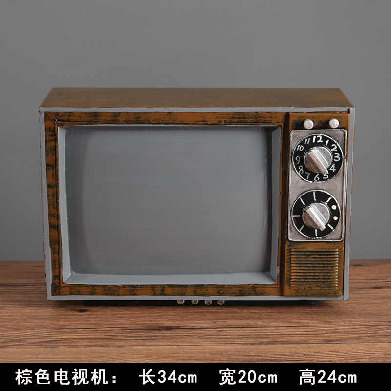 レトロなレトロな607080年代の古い白黒テレビのモデルバーレストランの道具の装飾品|undefined