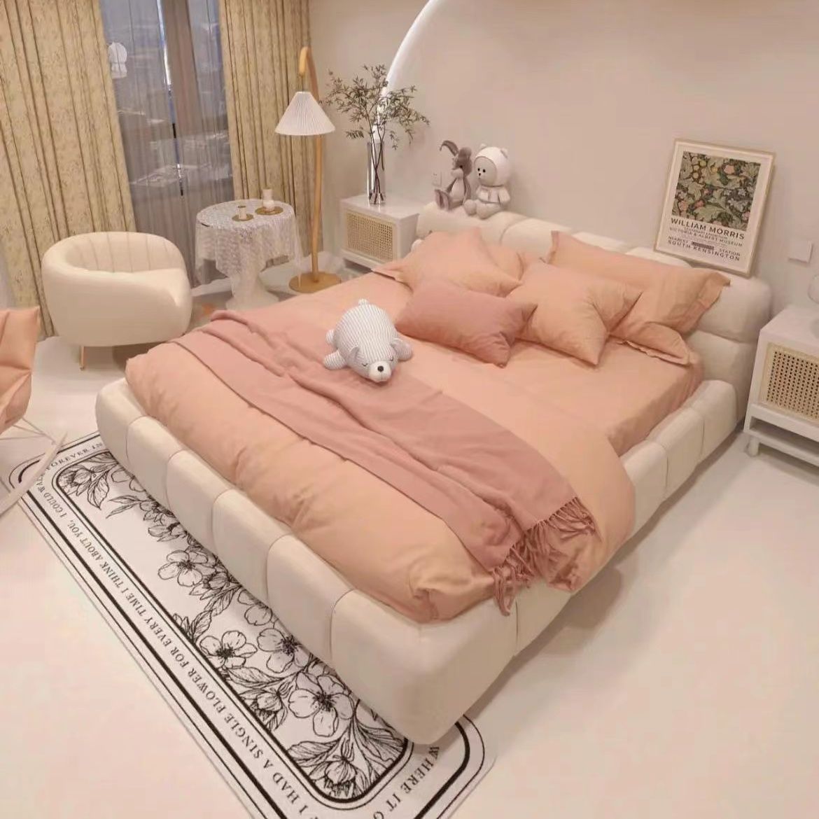 Cama de hojaldre de estilo crema nórdico dormitorio cama doble simple y moderna franela estilo princesa tela estilo ins cama doble