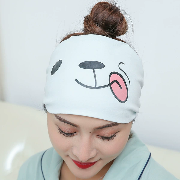 Smiling Bear Light Blue Bandana (Four Seasons)