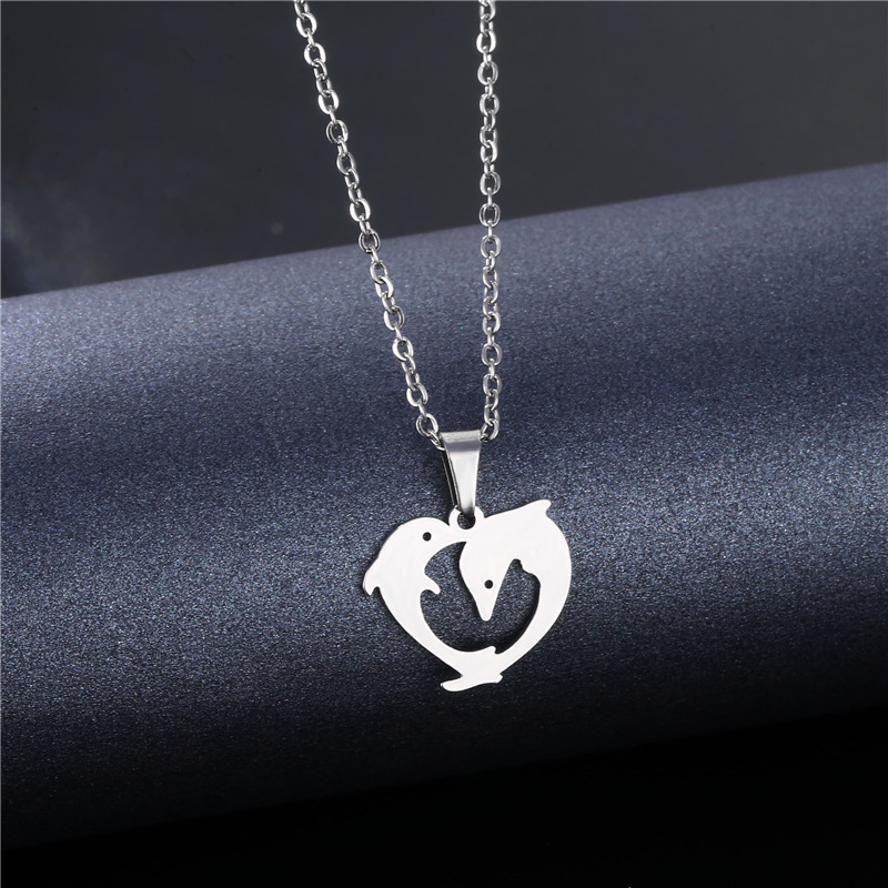 Cross-border Sold Jewelry Supply Personality Stainless Steel Flower Heart Clavicle Chain Necklace Female Geometric Accessories Pendant Wholesale display picture 53