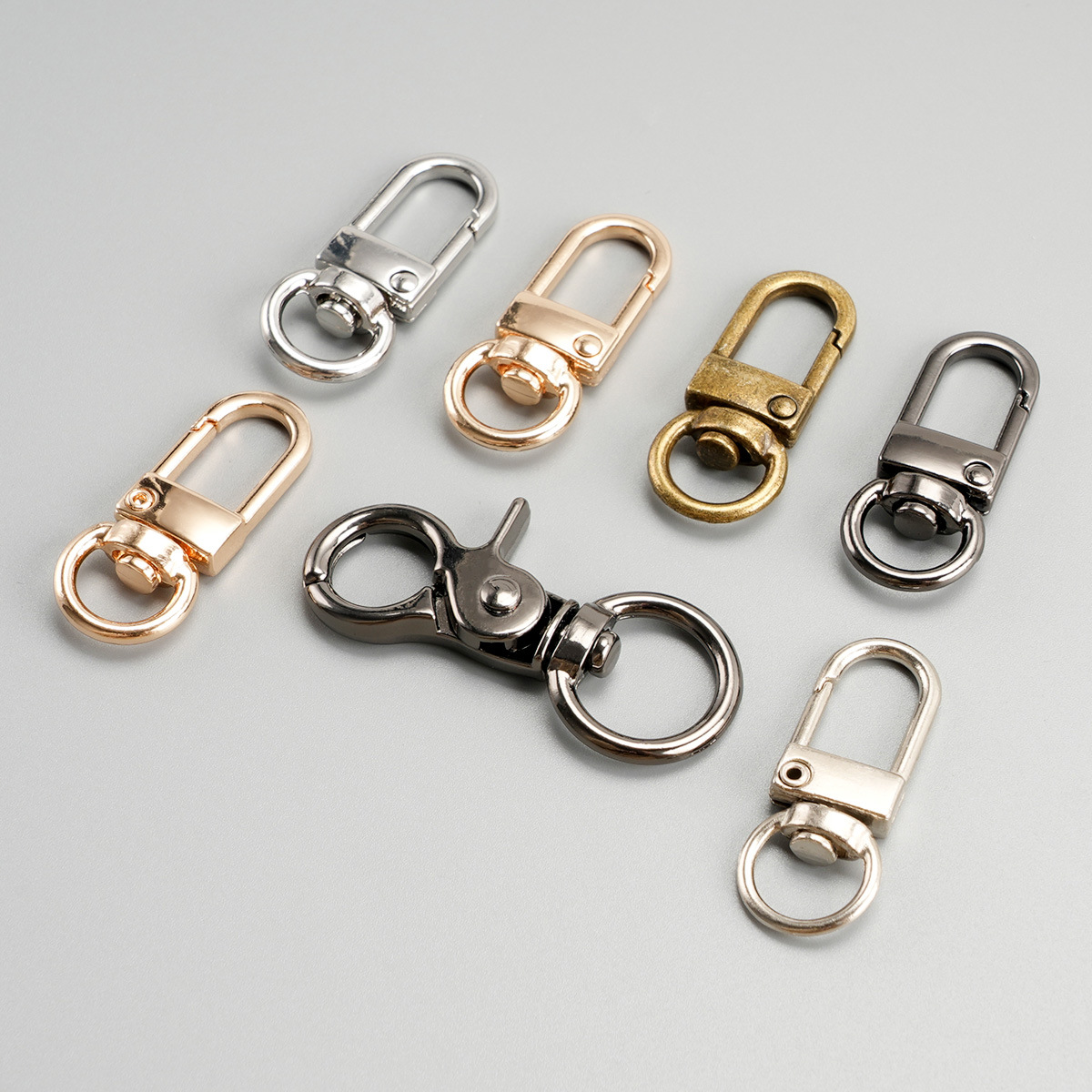 Fábrica al por mayor perro hebilla gancho puerta hebilla caja de regalo creativo bolsa hebilla accesorios de hardware bolsa de regalo gancho hebilla