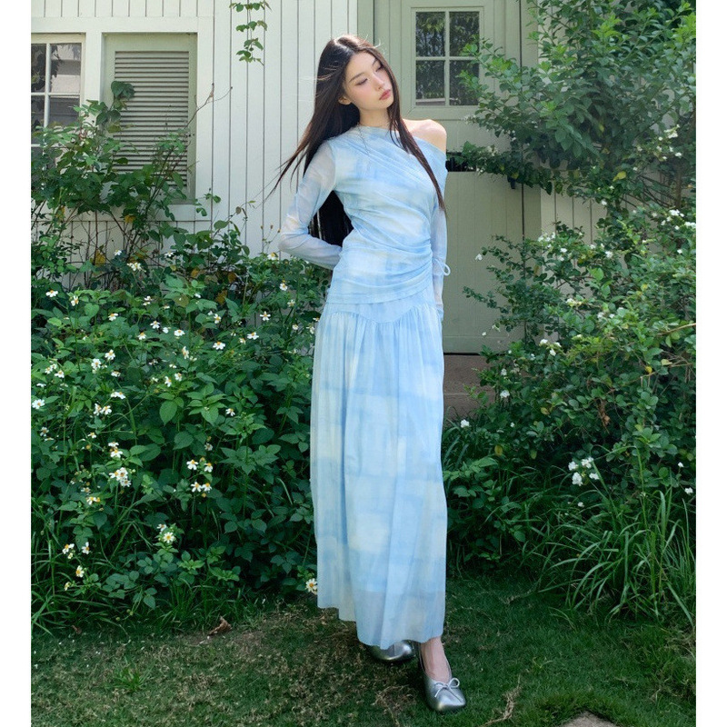 Blue Printed Swing Collar Long-Sleeved T-Shirt Skirt Suit Elegant Dress Blue Printed Swing Collar Long-Sleeved T-Shirt Skirt Suit Elegant Dress