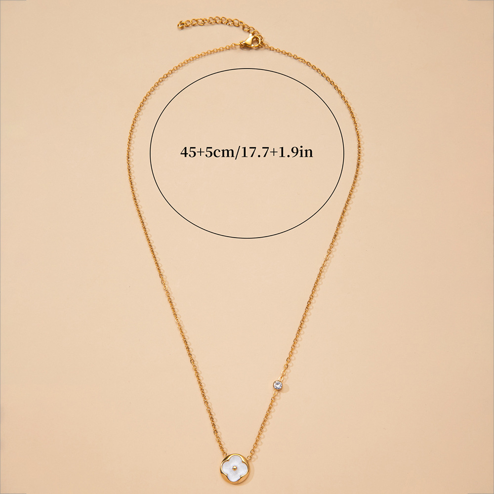 Nouveau collier en titane de style coréen avec pendentif trèfle rond, chaîne de clavicule féminine en acier inoxydable qui ne se décolore pas_voghion.com