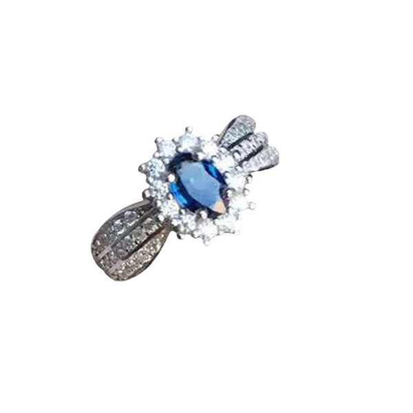 Sapphire ring with stone jade