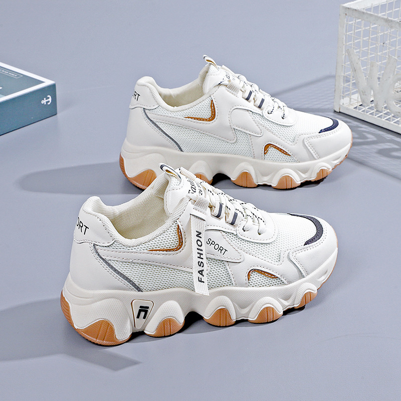 2026 Hot-Selling Spring Outdoor Running Sports Shoes Korean Style Soft-Soled Casual Shoes Mesh Versatile Thick-Soled Dad Shoes for Women