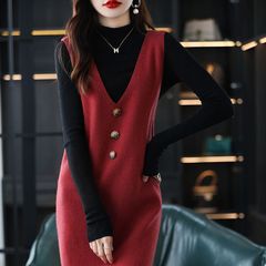 ボタンのベストのスカートの女性の長いタイプのニットのベストのワンピースの秋の新型のファッションのvネックの袖なしの長いスカートの潮