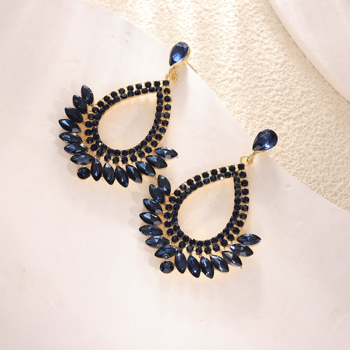 16g Weight Alloy Ear Needle Material Zircon Inlay Material Drop Earrings Classification 1 Pair Quantity Holiday, Daily Occasion Alloy Material Water Droplets Pattern Spring&Summer Season Women's Gender Inlay Design Vacation, Simple Style Style 1 Pair Vacation Simple Style Water Droplets Inlay Alloy Zircon Drop Earrings 18
