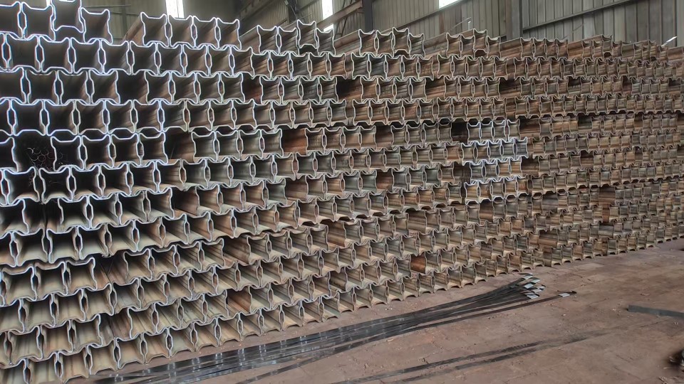 供应冷拉异型管  农机用异型管   农机用异型米字梁 生产厂家