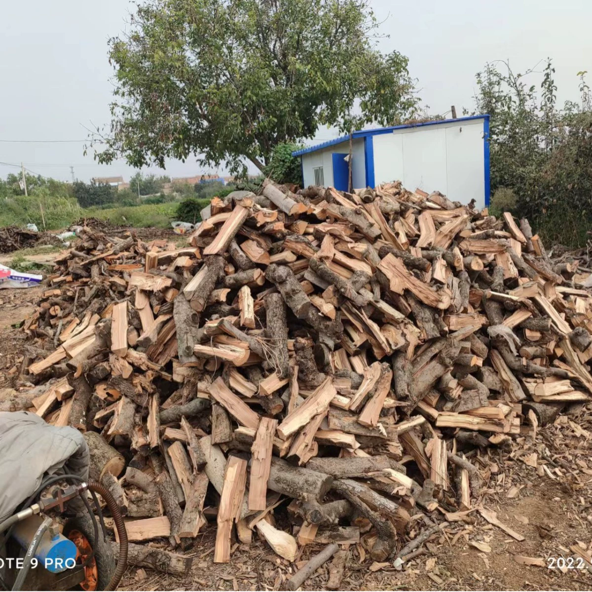 Дрова для приготовления пищи, дрова из яблони, дрова из акации, дрова для разжигания, дрова для барбекю, дрова для костра, дрова для камина.