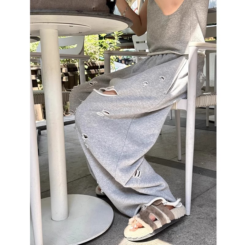 바지 한 벌은 비용 효율적이지 않습니다