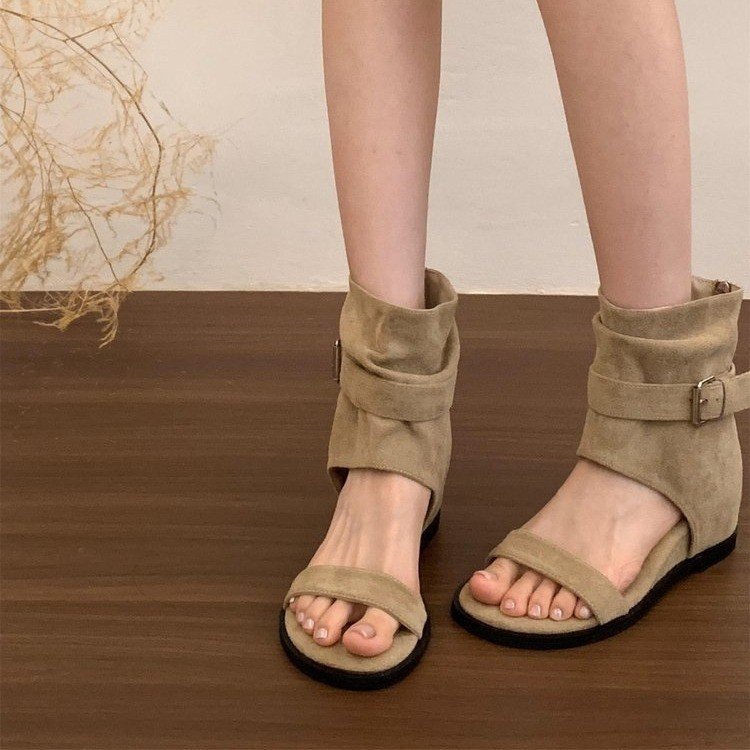 Botas altas y frescas para mujeres 2026 nuevas botas en línea retro bajas y cómodas para aumentar la altura y el verano
