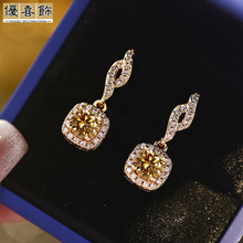 ���n�¿��㙉��ɫ���W�����ʯ��ᔸ߼��Еr�к��s���ƷŮʿ���l