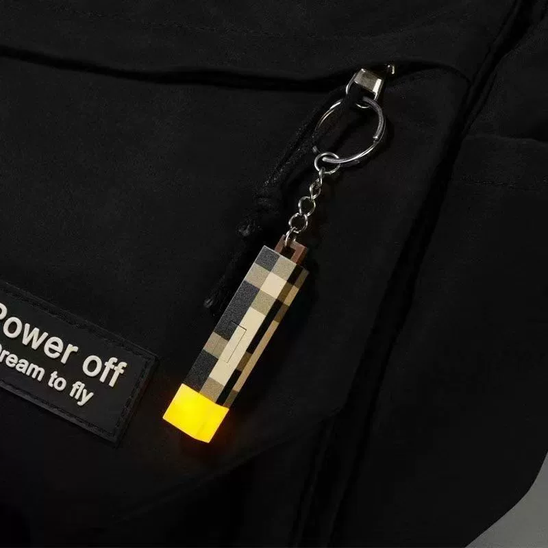 Keychain Night Light Pendant, torch-style LED key ring, yellow light, 0.03 kg