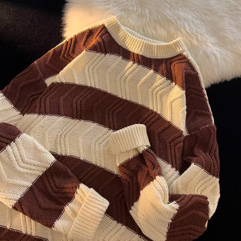 Herrenbekleidung Gestreifter Pullover Herren trendige Marke im Hong Kong-Stil lockere Paarkleidung College-Stil Strickpullover Retro Rundhalspullover_voghion.com