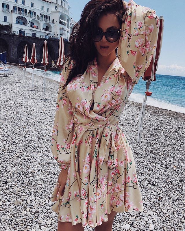 Vestido suelto de manga larga con cuello en V Dunhuang Deseo de ropa de mujer de primavera y verano europeo y americano