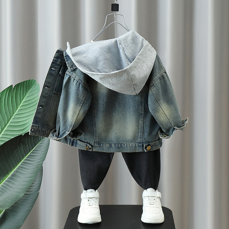 5770 Chaqueta de mezclilla para niños 2025 otoño nuevo estilo de los niños etiquetado chaqueta de mezclilla con capucha chaqueta de bebé estilo de moda