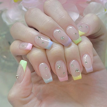 �����׷����ǹ�ɫС�����R����ɫ��ʽ߅�荿ɲ�ж��ָ���NƬnail