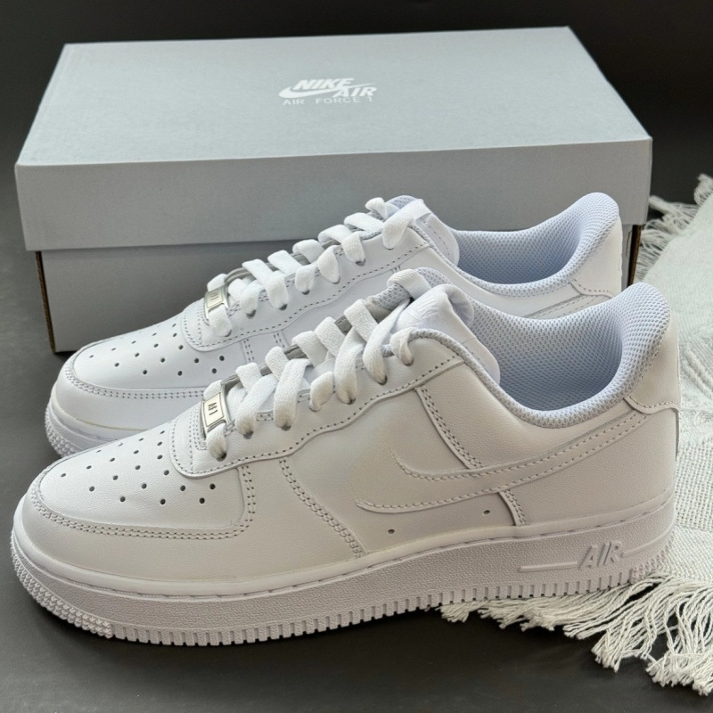 High Version Air Force One Low-Top Pure White Classic Versatile Sneakers Casual Wear-Resistant Sports Shoes for Men and Women
