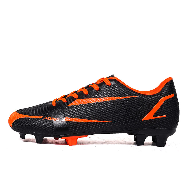 2025 nuevos zapatos de fútbol juveniles de clavos largos transfronterizos para hombres y mujeres fábrica de zapatos de entrenamiento de competición de moda