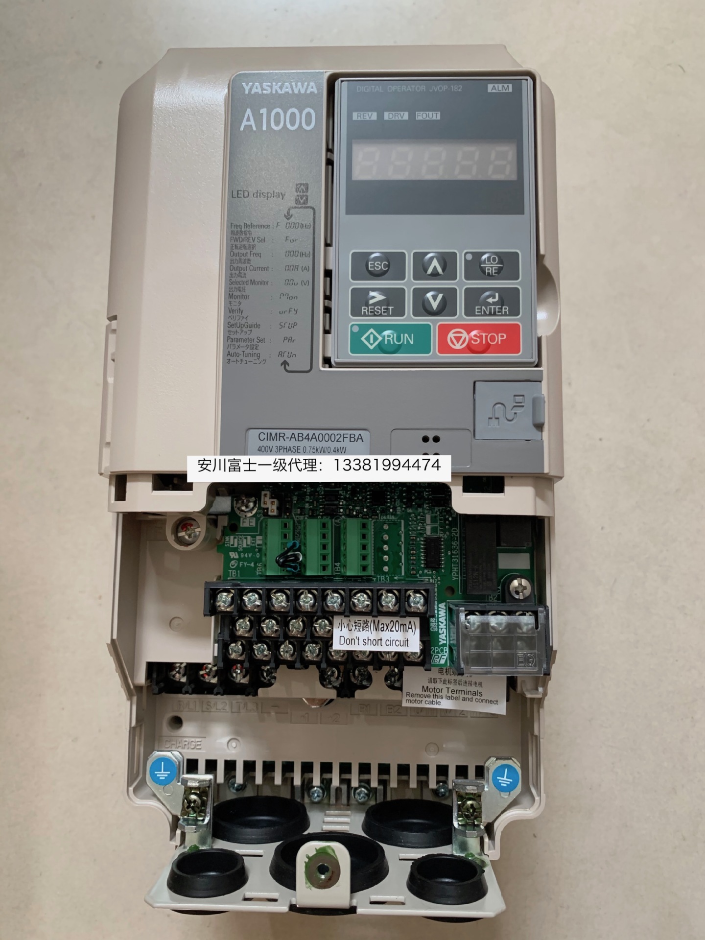 安川变频A1000 CIMR-AB4A0002FBA/FAA 0.4KW/0.75kw全新原装