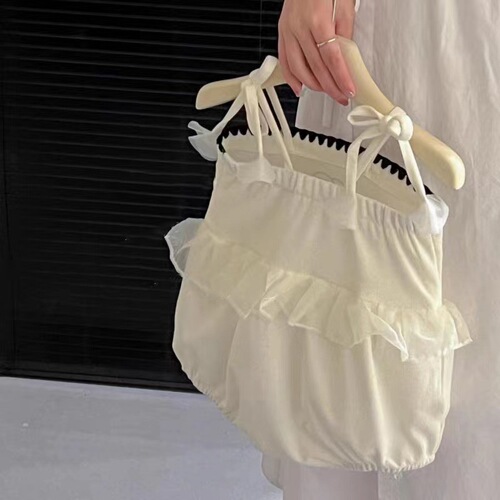 Summer clothes are super fashionable and fragrant. Suspenders, harem bags, fart clothes, thin baby jumpsuits, summer clothes