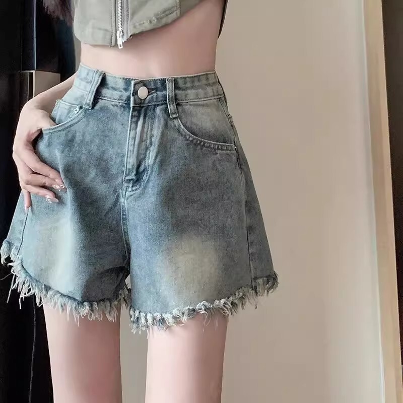Plus-Size High-Waisted Denim Shorts for Women, Summer Thin Style with Raw Hem Design, Trendy Street Style Hot Girl A-Line Wide-Leg Hot Pants